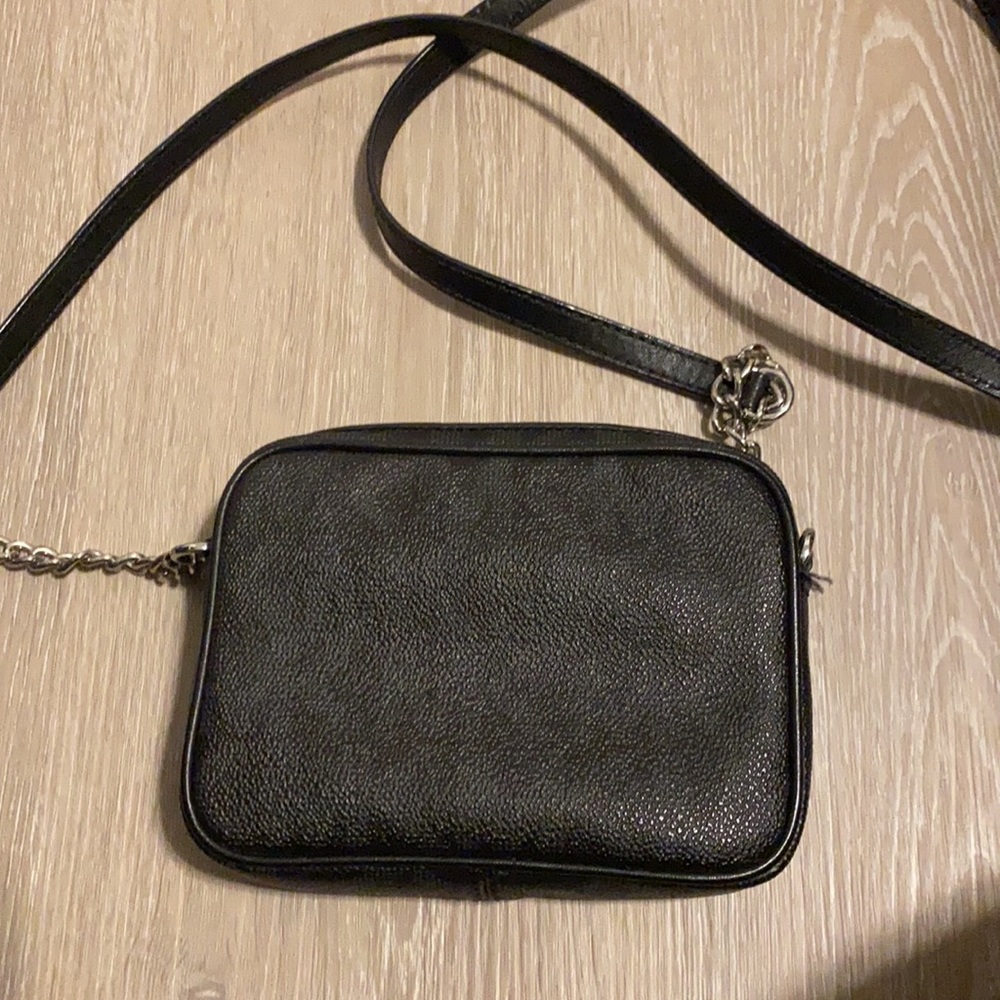 Crossbody - Picture 5 of 7